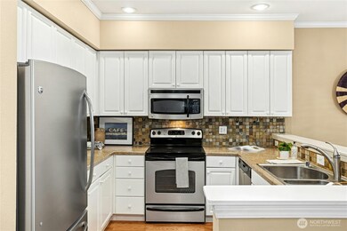 1240 Weaver Rd NW unit B1, Bainbridge Island, WA 98110 - photo 5