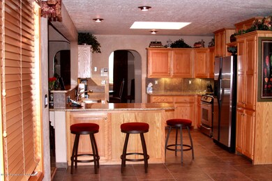 Custom Kitchen with Granite Countertops