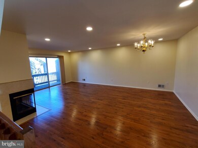 42 Chicopee Dr unit G, Princeton, NJ 08540 - photo 5