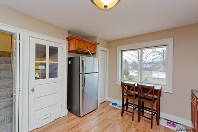 23 Knickerbocker Rd, Schenectady, NY 12302 - photo 7