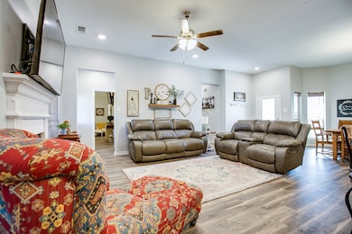 1902 Case Ave, San Angelo, TX 76904 - photo 6