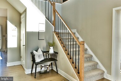 1584 Bunker Ct, Chambersburg, PA 17202 - photo 4