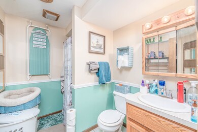 605 Davidson Dr unit B, Minooka, IL 60447 - photo 6