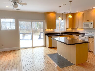 661 Main St unit 661, Millis, MA 02054 - photo 4