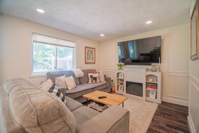 25 E Chamberlain Rd unit G, MerriMacK, NH 03054 - photo 6