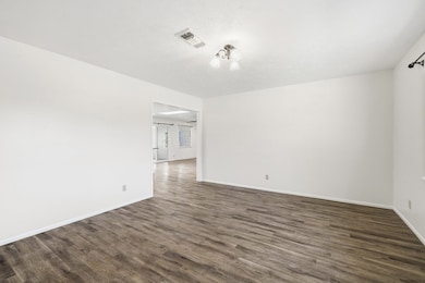 205 Wild Timber Dr, Kerrville, TX 78028 - photo 3