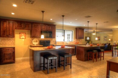 Kitchen_HDR