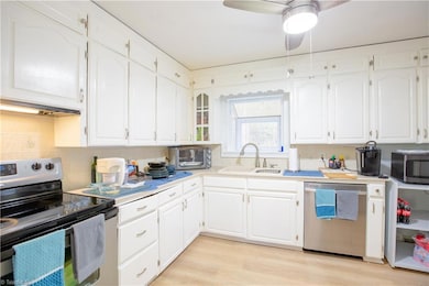 1350 Harpwell Dr, Winston Salem, NC 27106 - photo 6