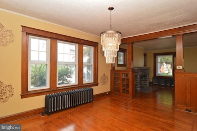 236 E Elm St, Reading, PA 19607 - photo 5