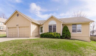 8039 Bell Rd, Lenexa, KS 66219 - photo 2