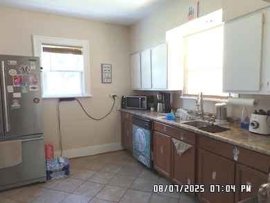 421 W Garfield Ave, Elkhart, IN 46516 - photo 7