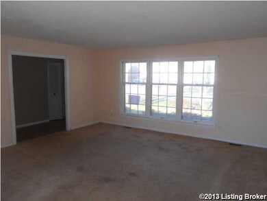 9010 Stockton Ct, Louisville, KY 40291 - photo 2