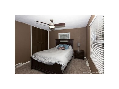 1013 Woodside Dr, New Albany, IN 47150 - photo 4