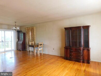 1904 Larch Ct, Edgewood, MD 21040 - photo 4