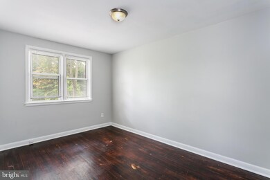 4914 Hamilton Ave, Baltimore, MD 21206 - photo 7