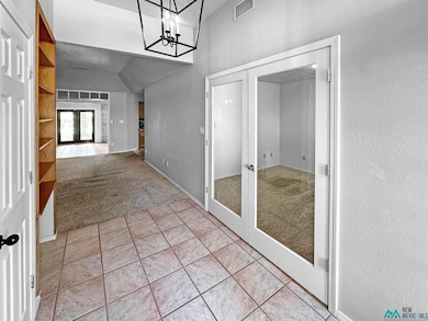 615 W Chapman Rd, Carlsbad, NM 88220 - photo 5