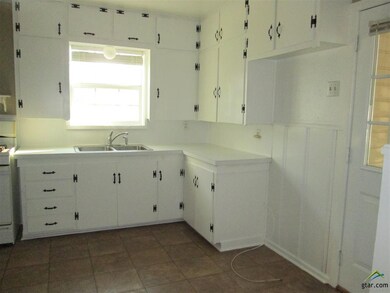 1415 Rodessa Dr, Tyler, TX 75701 - photo 7