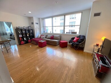 The Strada 234 unit 723, Boston, MA 02114 - photo 2