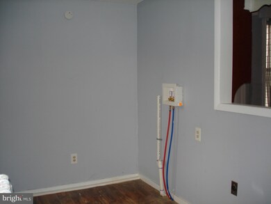 319 Berwyn Ave, Ewing, NJ 08618 - photo 7