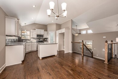 21431 W 47th Terrace, Shawnee, KS 66218 - photo 4