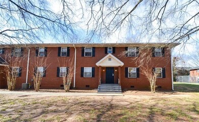 1225 New Hope Ln unit G, Winston Salem, NC 27105 - photo 2