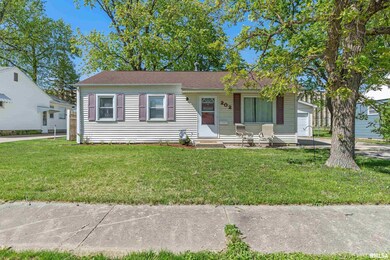 202 Welch Dr, Lincoln, IL 62656 - photo 2
