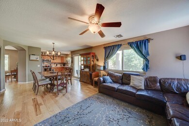 1729 N Pomeroy-8