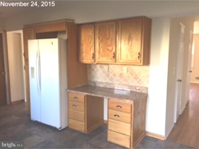 23 Lippincott Ave, Burlington, NJ 08016 - photo 4