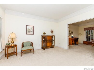 Living Room - 13 x 12 / 9ft Ceilings / Fine Moldin