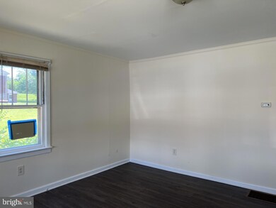 11403 Tedrick Dr, Big Pool, MD 21711 - photo 5