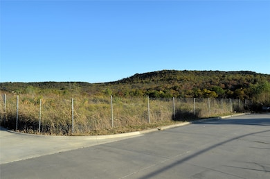 6111 Sportsmans Pkwy, Dallas, TX 75211 - photo 3