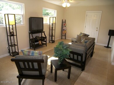 8340 S Lostara Ave, Jacksonville, FL 32211 - photo 4