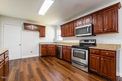 28 Jc Dr, Selma, NC 27576 - photo 6