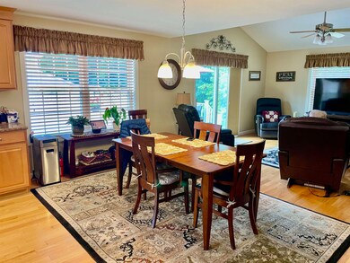 5 Jamesway Dr, Litchfield, NH 03052 - photo 3