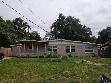 6848 Snow White Dr, Jacksonville, FL 32210 - photo 2