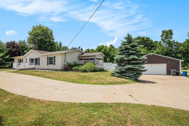 36466 M 40, Paw Paw, MI 49079 - photo 4