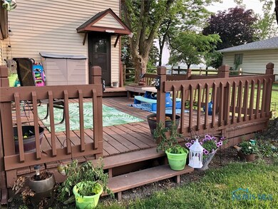 608 W 4th St, Genoa, OH 43430 - photo 5