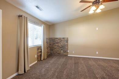 02-Living Room 1