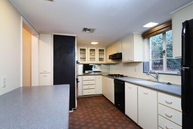 2301 E 7th St, Tucson, AZ 85719 - photo 5