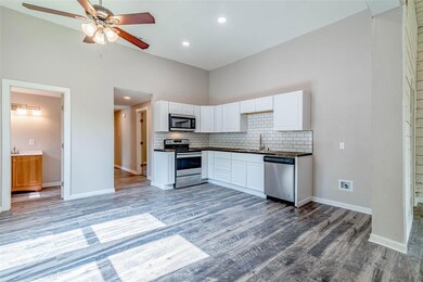 410 W Texas St, Denison, TX 75020 - photo 3