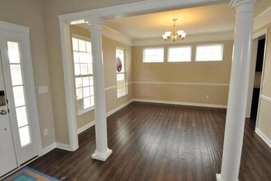 [L643_Z3]COLU_BLT_643_dining_room1_47