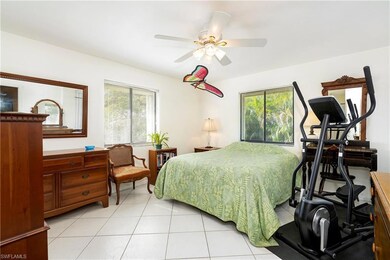 990 8th St S unit 2A, Naples, FL 34102 - photo 5