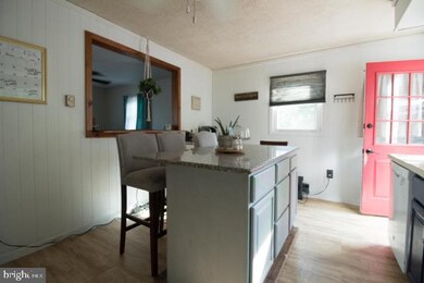 310 W 38th St, Reading, PA 19606 - photo 4