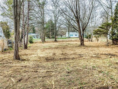 6437 Hampsher Rd, New Franklin, OH 44216 - photo 2