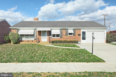 128 Paul St, Hanover, PA 17331 - photo 3