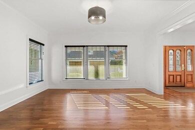 348 Sound Beach Ave, Old Greenwich, CT 06870 - photo 3