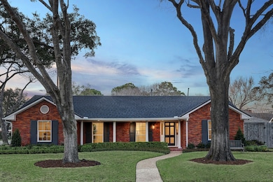 6162 Chevy Chase Dr, Houston, TX 77057 - photo 3