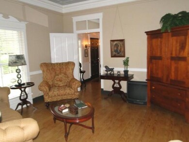 406 E Franklin St, Shelbyville, TN 37160 - photo 4