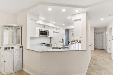 876 Gulf Pavilion Dr unit 101, Naples, FL 34108 - photo 5