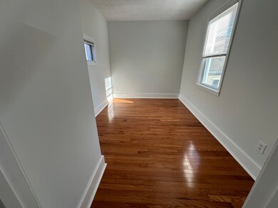 136 W 7th St unit 3, Boston, MA 02127 - photo 4